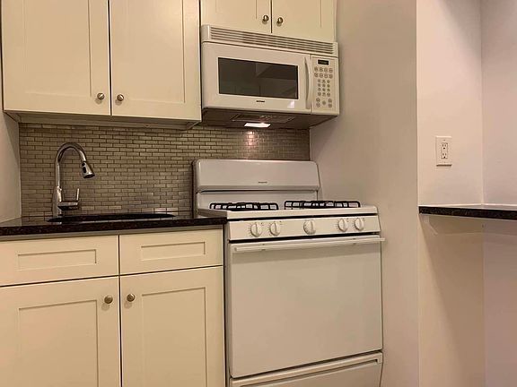 4th image of 172 E 91st St APT 4D
