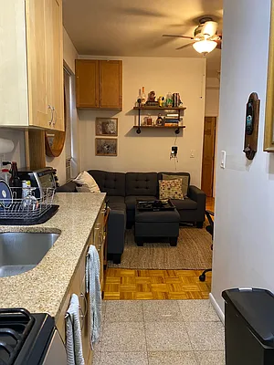 Rented by Aryeh Realty | media 11