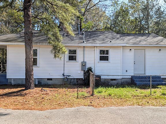 2nd image of 34 Webb Ave