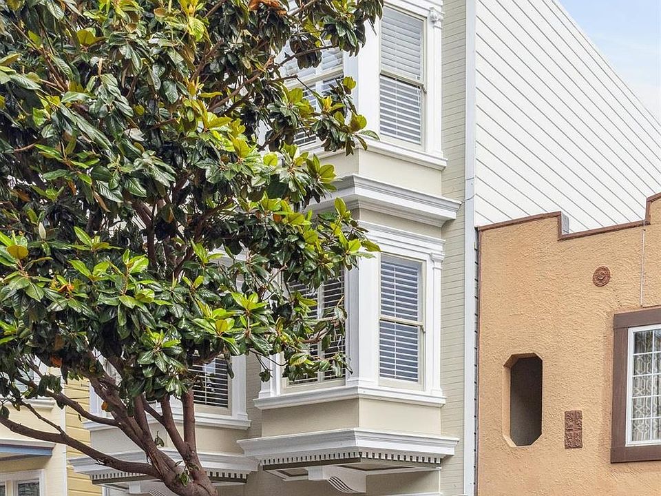 1st image of 150 Pixley St