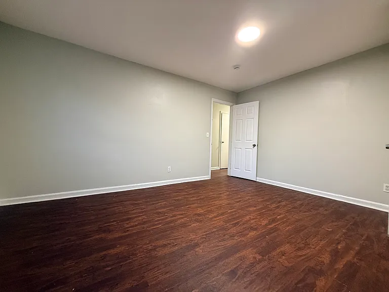809A Summer Ave #2L — Photo 6