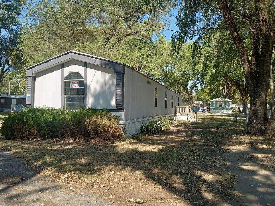 2nd image of 1915 W Macarthur Rd Lot 164