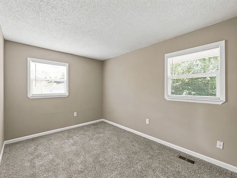 8619 Montery Rd — Photo 8
