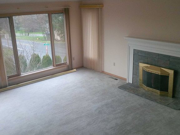 Large living room/fireplace