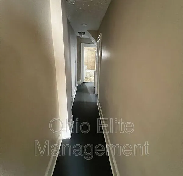 810 Reinhard Ave — Photo 10