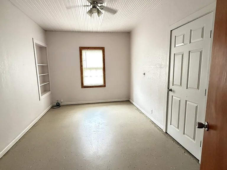 1115 Isabella St — Photo 6
