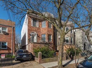 19-20 24th Ave #2, Astoria, NY 11102