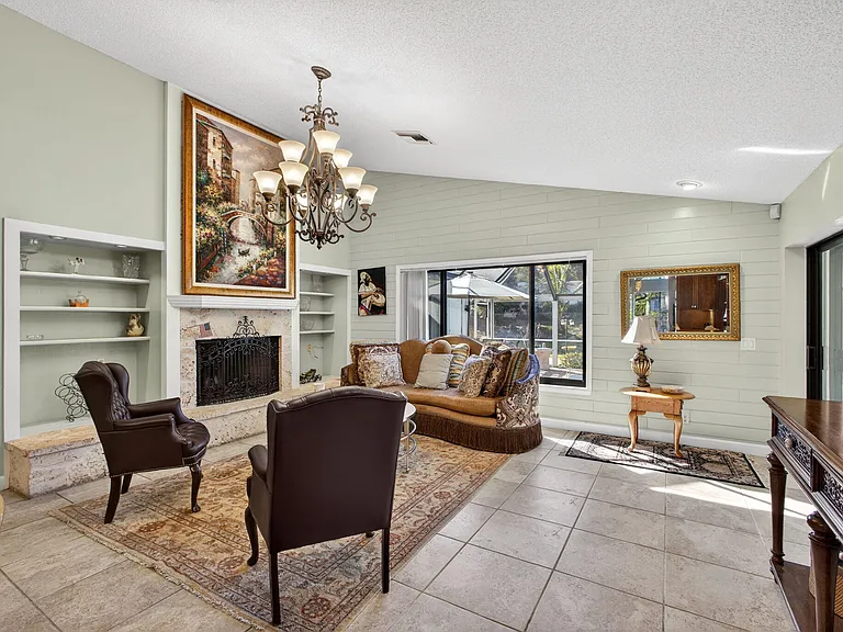 168 Thornton Dr — Photo 21