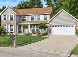 4 Auburn Ridge Ct, Saint Peters, MO 63376