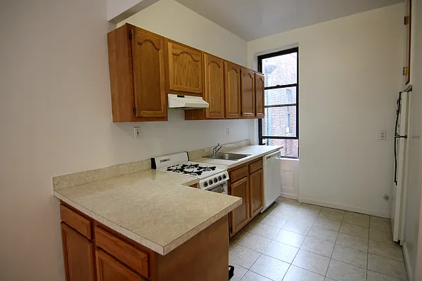 Rented by JK Dansar Corp | media 6