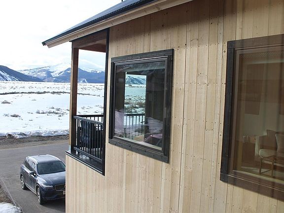 4th image of 101 Elk Valley Road #C