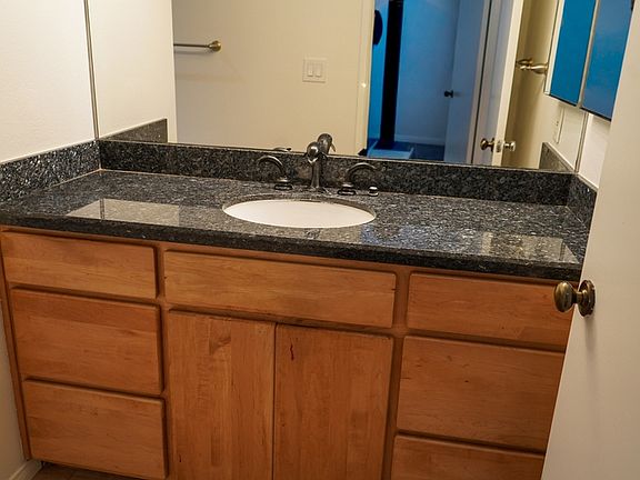 5th image of 3098 Rue Dorleans #1-unit 205