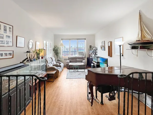 35-25 77th St #B65, Queens, NY 11372