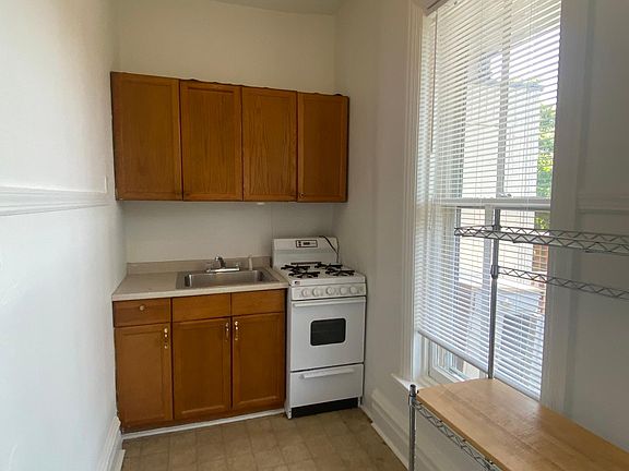 3rd image of 1622 N 3rd St APT 2