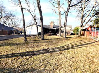 703 W Chickasha Ave, Sulphur, OK 73086