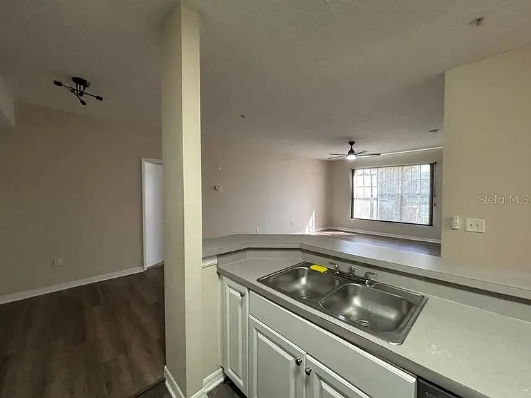 5560 Metrowest Blvd #3207 — Photo 16