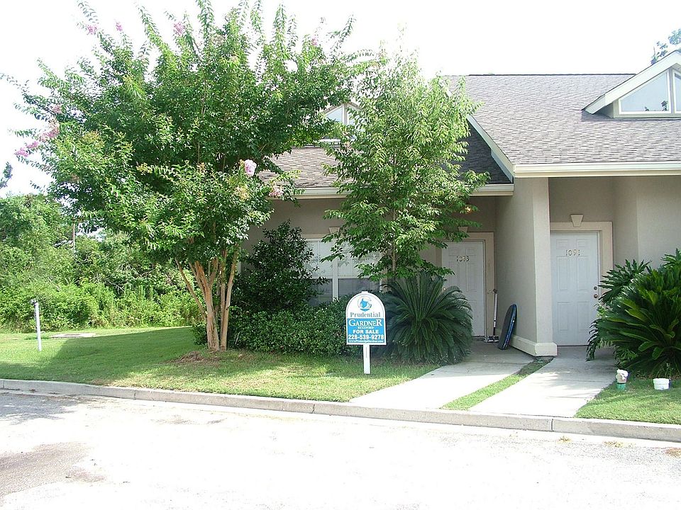 1st image of 1093 Century Oaks Dr