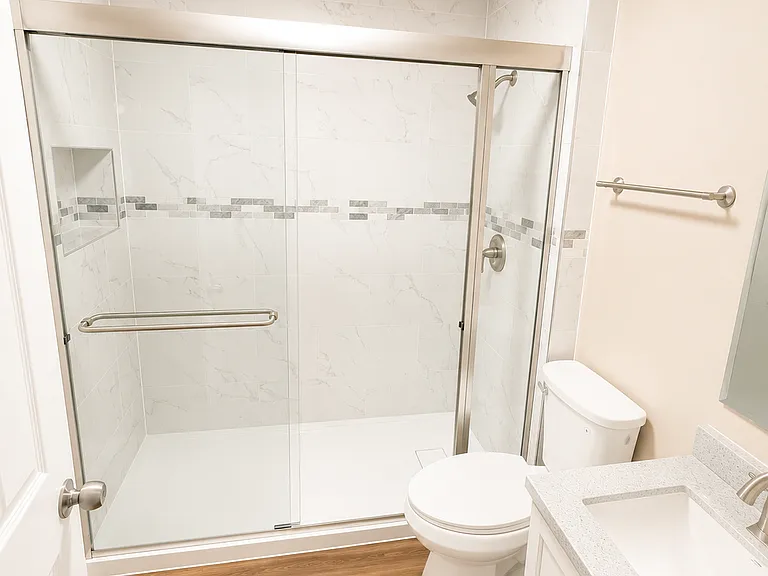 106 Lake Point Dr — Photo 13