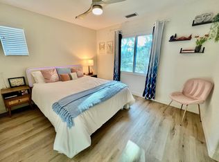 28 Highfield Gln, Irvine, CA 92618