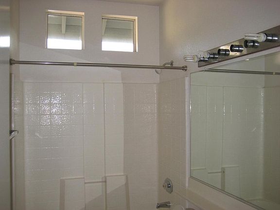 Bathroom2