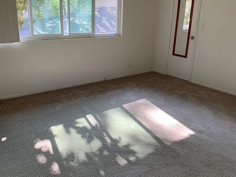 1709 Stokes St #2 — Photo 15
