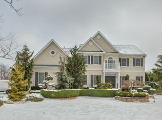 3 Kirsten Dr, Freehold, NJ 07728