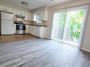 10902 McKinley Dr, Kansas City, MO 64134
