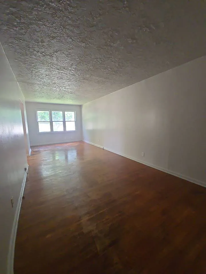 706 South State Fair Boulevard - 706 — Photo 1