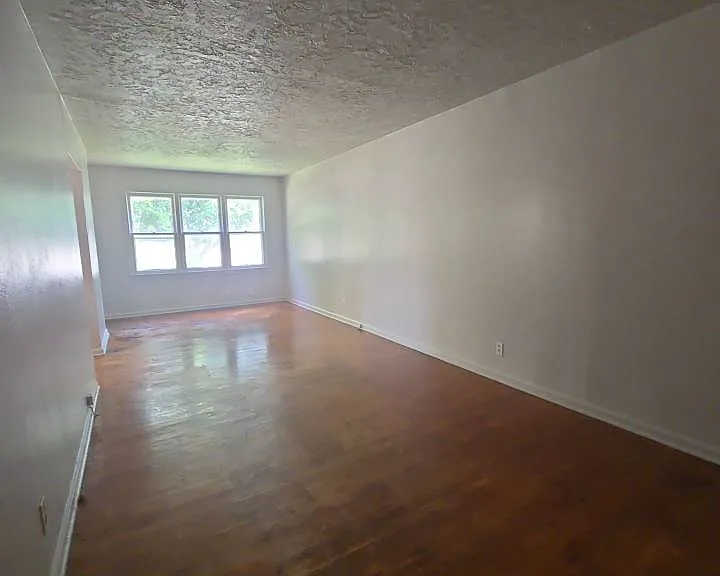 706 S State Fair Blvd #706 — Photo 1