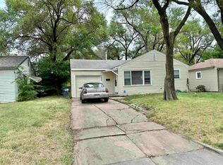 2650 N Madison Ave, Wichita, KS 67219