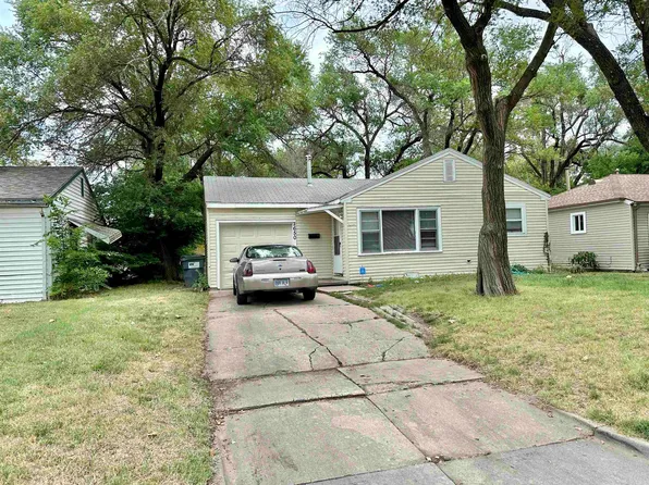 2650 N Madison Ave, Wichita, KS 67219