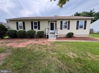 9438 Waterford Dr, Manassas, VA 20110
