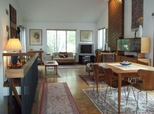 7411 Tree Ln, Madison, WI 53717