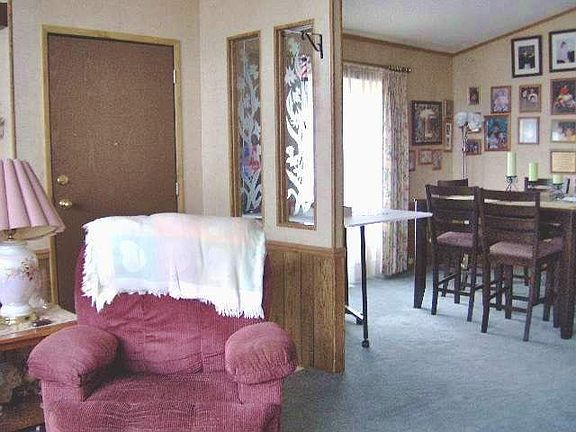 5th image of 195 Leif Cir