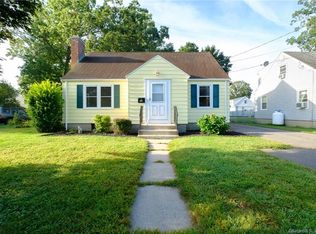 20 Cottage St, Plainville, CT 06062