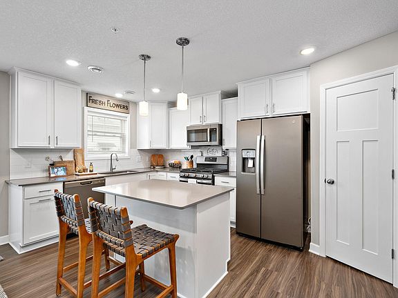 3rd image of 2170 Jasper Ct