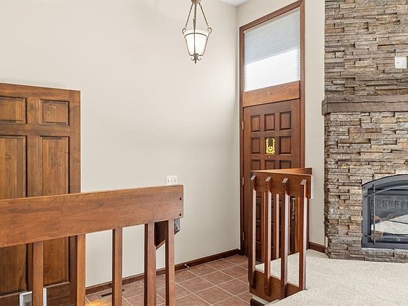 4th image of 2306 Rehberg Ln