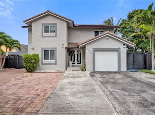 Westwind Lakes Sec 4, Miami, FL 33193