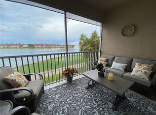 2730 Cypress Trace Cir APT 2820, Naples, FL 34119