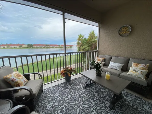 2730 Cypress Trace Cir APT 2820, Naples, FL 34119