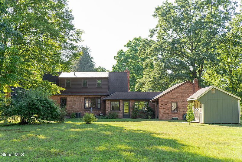 2nd image of 12 Woodside Drive