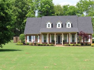 1390 Murphy Ave, Covington, TN 38019