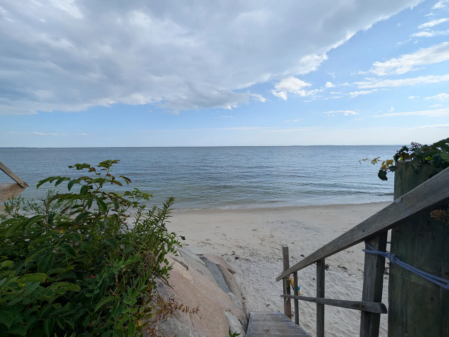 3 bed, 1476 sqft, $3,200 — Photo 2
