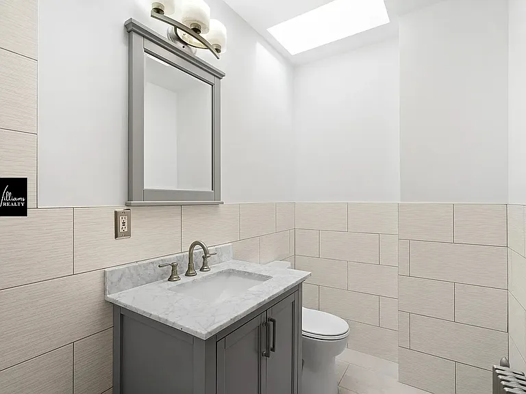 126 Bainbridge St #4 — Photo 13