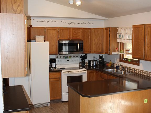 3rd image of 18541 Jude Island Cir