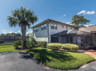 633 Centre Ct SW UNIT 5-C-1, Vero Beach, FL 32962