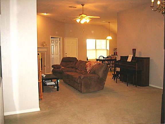2nd image of 6909 Topanga Ter