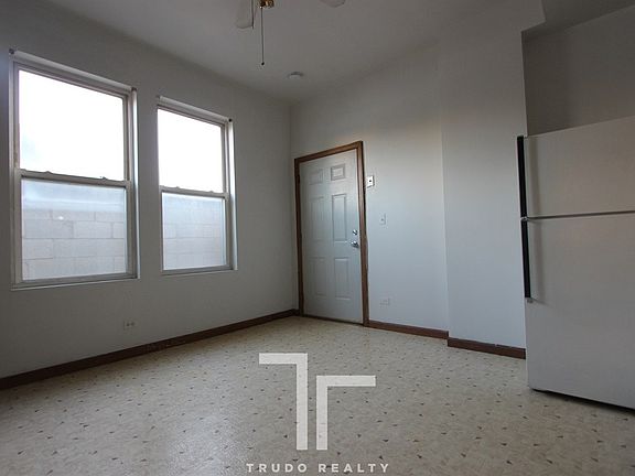 5th image of 2352 N Damen Ave APT 2F