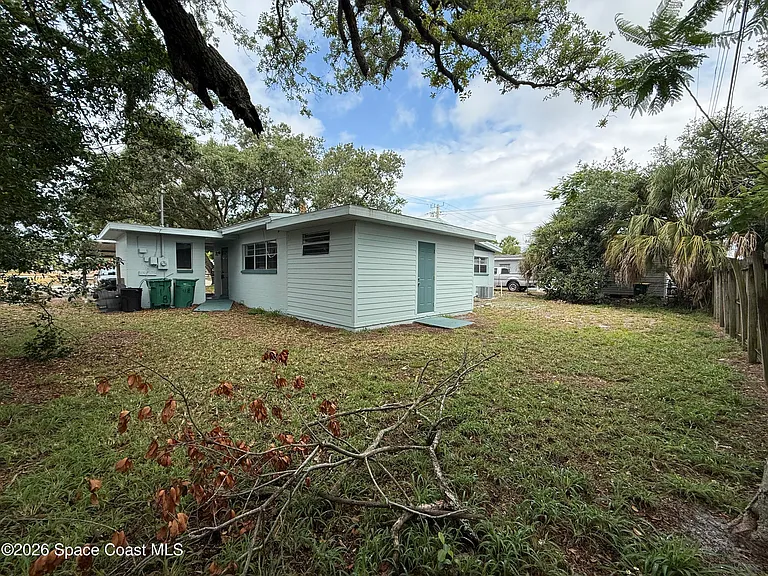 420 N Fiske Blvd — Photo 32