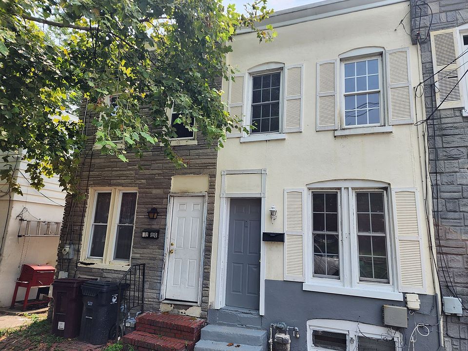 1st image of 1002 Wright St